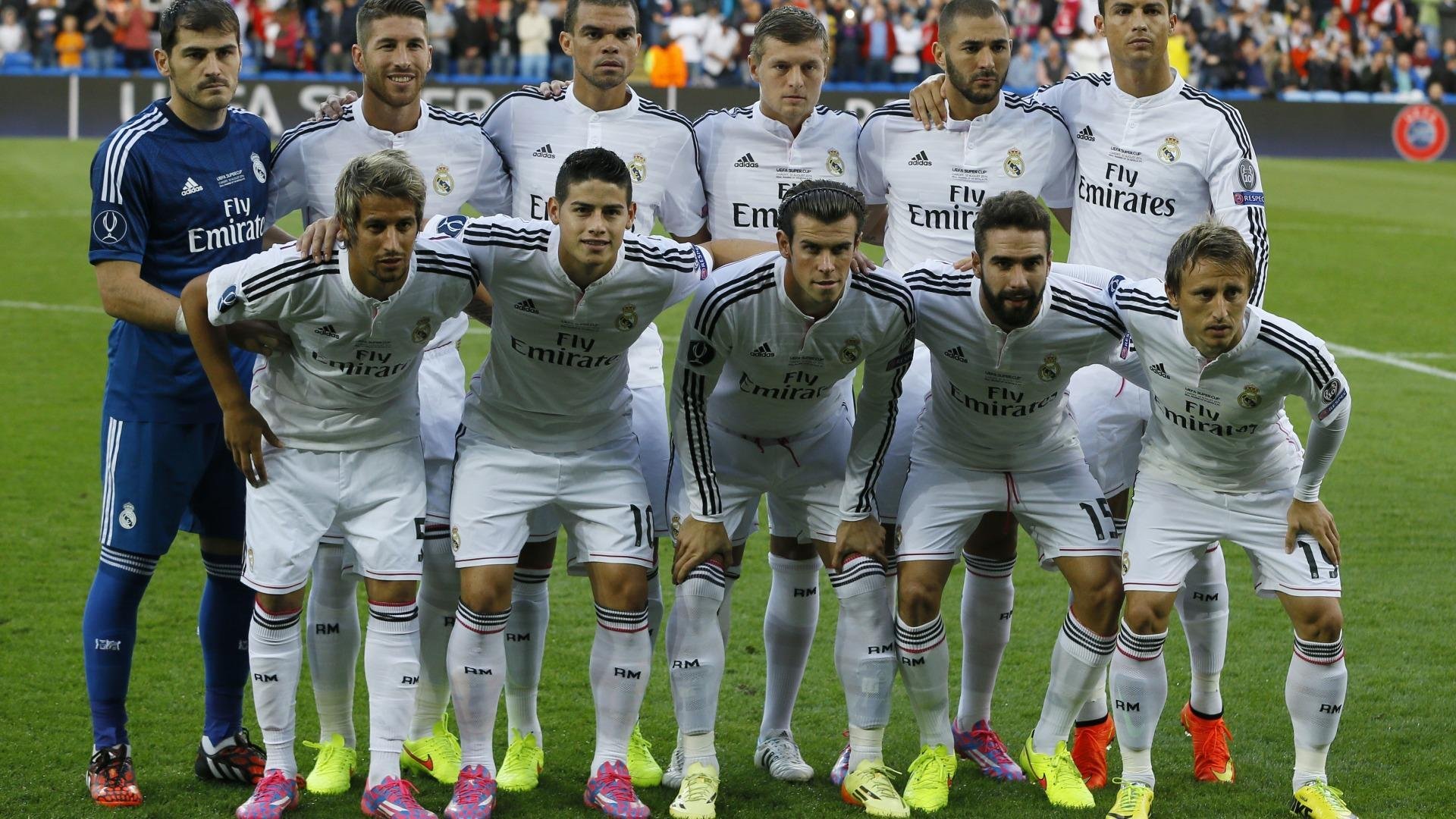 主帅危机：连败后教练帷幄能否挽回军心？